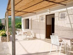 Apartment Guest House Rooms Rose - Romantic Double Room with Balcony and Sea View (No.1) - Molunat - image1