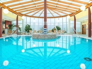 Das Schwimmbad ahoi