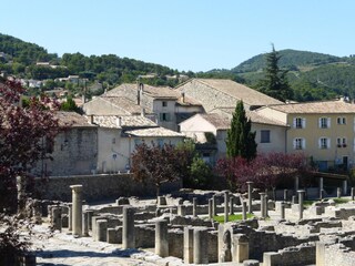 Maison de vacances Mormoiron Environnement 33