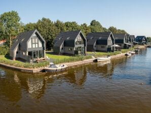 Holiday house Villa with a fantastic view, on the Slotermeer - Balk - image1