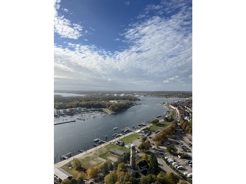 Ferienwohnung Maritim Traveblick 296 mit Schwimmbad und Sauna
