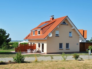 Haus Utblick A Terrasse und Parkplatz