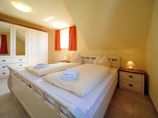 1. Schlafzimmer im 1. OG