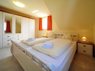 1. Schlafzimmer im 1. OG