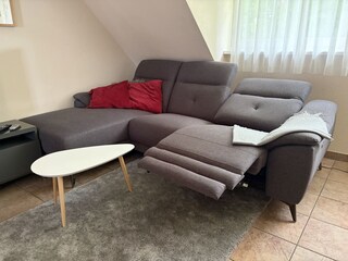 Ecksofa mit elektrischer Relaxfunktion