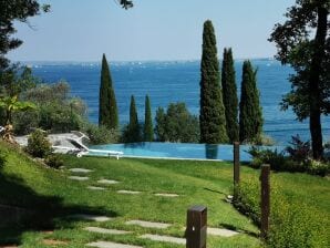 Villa Michelle - view- Pool - Padenghe sul Garda - image1