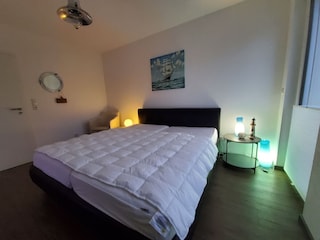 Schlafzimmer 2