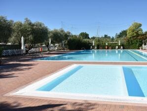 Holiday park Mobile home in Paddenghe Sulgarda with terrace - Moniga del Garda - image1