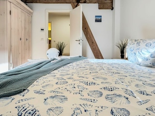 Schlafzimmer mit TV