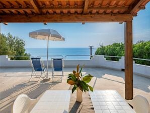 Holiday park Flat in Caprioli di Pisciotta with sea view - Pisciotta - image1