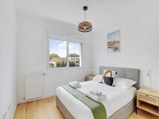 Apartment Noisy-le-Grand  12