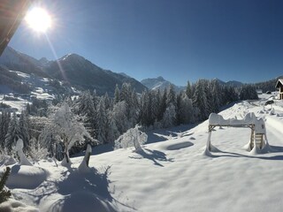 Herrliche Aussicht vom Haus ins Tal