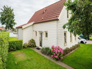 Maison de vacances au bord de l'eau avec véranda - Simonshaven - image1