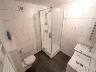 Cottage Neer Features 18