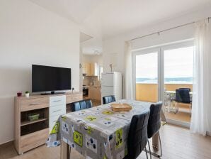 Simplistic Apartment in Neviđane in der Nähe von Seabeach - Mrljane - image1