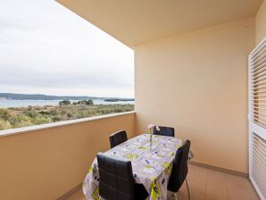 Simplistic Apartment in Neviđane in der Nähe von Seabeach - Mrljane - image1