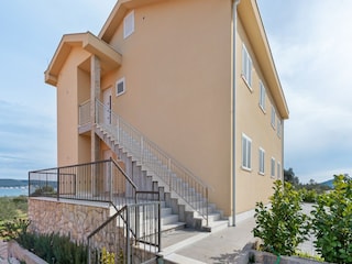 Apartment Mrljane Außenaufnahme 3
