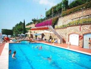 Parc de vacances Appartement dans une jolie résidence avec piscine commune à Pietra Ligure - Pietra Ligure - image1