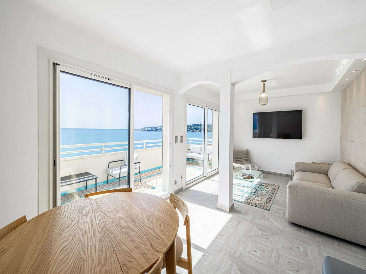 Apartment Antibes  1