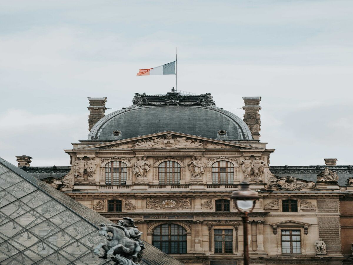 Apartment Paris  8