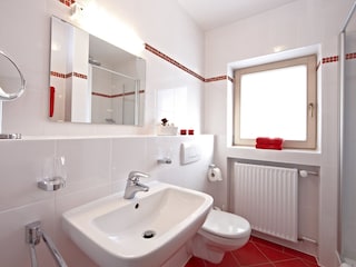 Bad mit Dusche