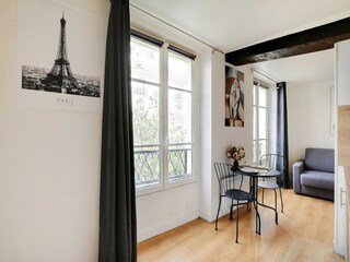 Apartment Paris  8