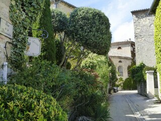 Maison de vacances Lussan Environnement 26