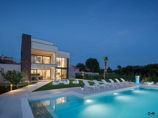 Villa Pješčana Uvala Buitenaudio-opname 26