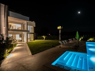 Villa Pješčana Uvala Buitenaudio-opname 27