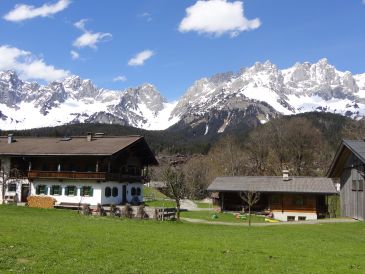 Holzferienhaus beim Bauernhof