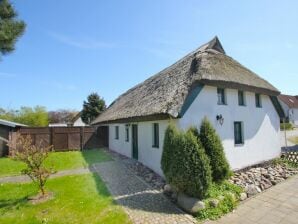 Ferienhaus Haus L: Terrasse, Garten - Wiek - image1