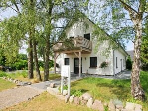 Ferienwohnung FeWo OG:  Balkon, ruhige Lage - Putbus - image1