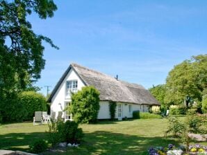 Ferienwohnung FeWo2: Terr., Garten, Badesteg - Putbus - image1