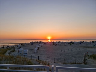 Sonnenuntergang am Hundestrand