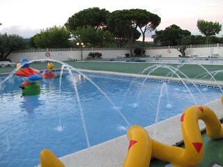 Bungalow Calella Outdoor Recording 17