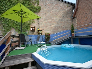 beheizter Pool