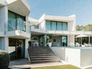 Villa Modernes Ferienhaus mit großzügiger Terrasse - Es Cubells - image1