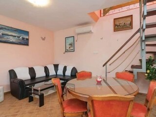 Ferienhaus Škrip Ausstattung 22