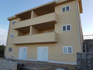Apartment Mrljane Außenaufnahme 5