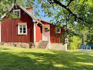 4 Personen Ferienhaus in Hagby - Halltorp - image1