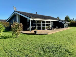 Vakantiehuis 4 sterren vakantie huis in Rønde - Ronde - image1