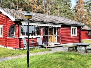 4 Sterne Ferienhaus in Fengersfors - Tösse - image1