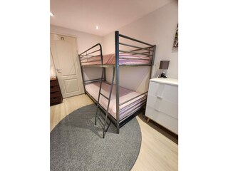 Schlafzimmer Nr.2  mit 90x200cm Etagenbett