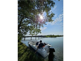 Boot (Führerscheinfrei) mit Blick über den See
