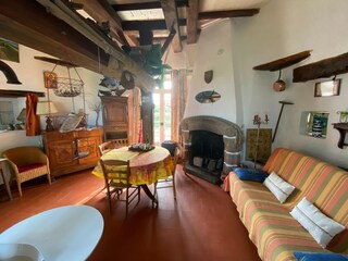 Holiday house Baguer-Morvan Features 13