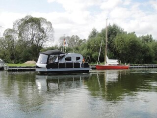 Huisboot Demmin Omgeving 8