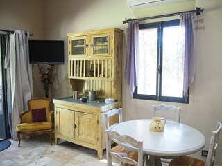 Holiday house Courthezon Features 10