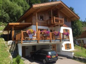 Ferienpark Ruhiges Chalet mit Sauna in Königsleiten - Wald im Pinzgau - image1