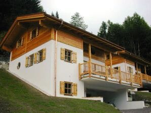 Holiday park Deluxe chalet with pool in Königsleiten - Wald im Pinzgau - image1