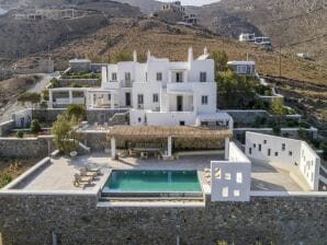 Stunning villa with modern decor - Arnados - image1